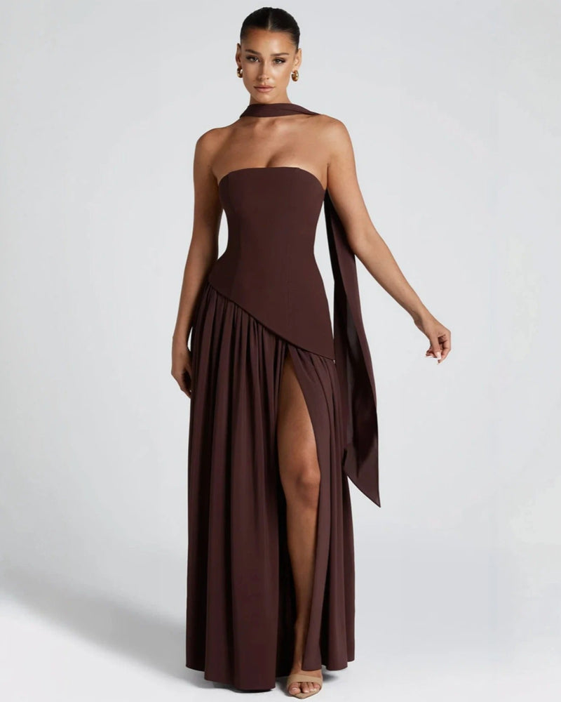 Alessia • Vestido Maxi Escote Strapless con Abertura