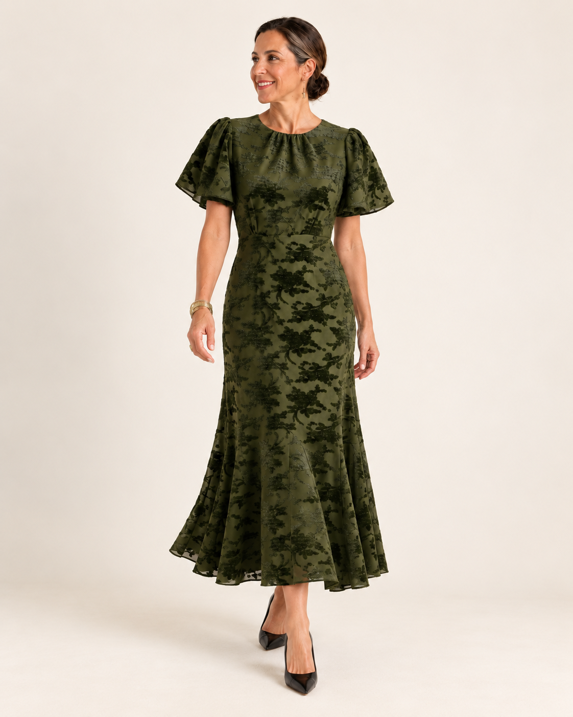 Vestido midi Elodie verde oliva, vuelo de la falda