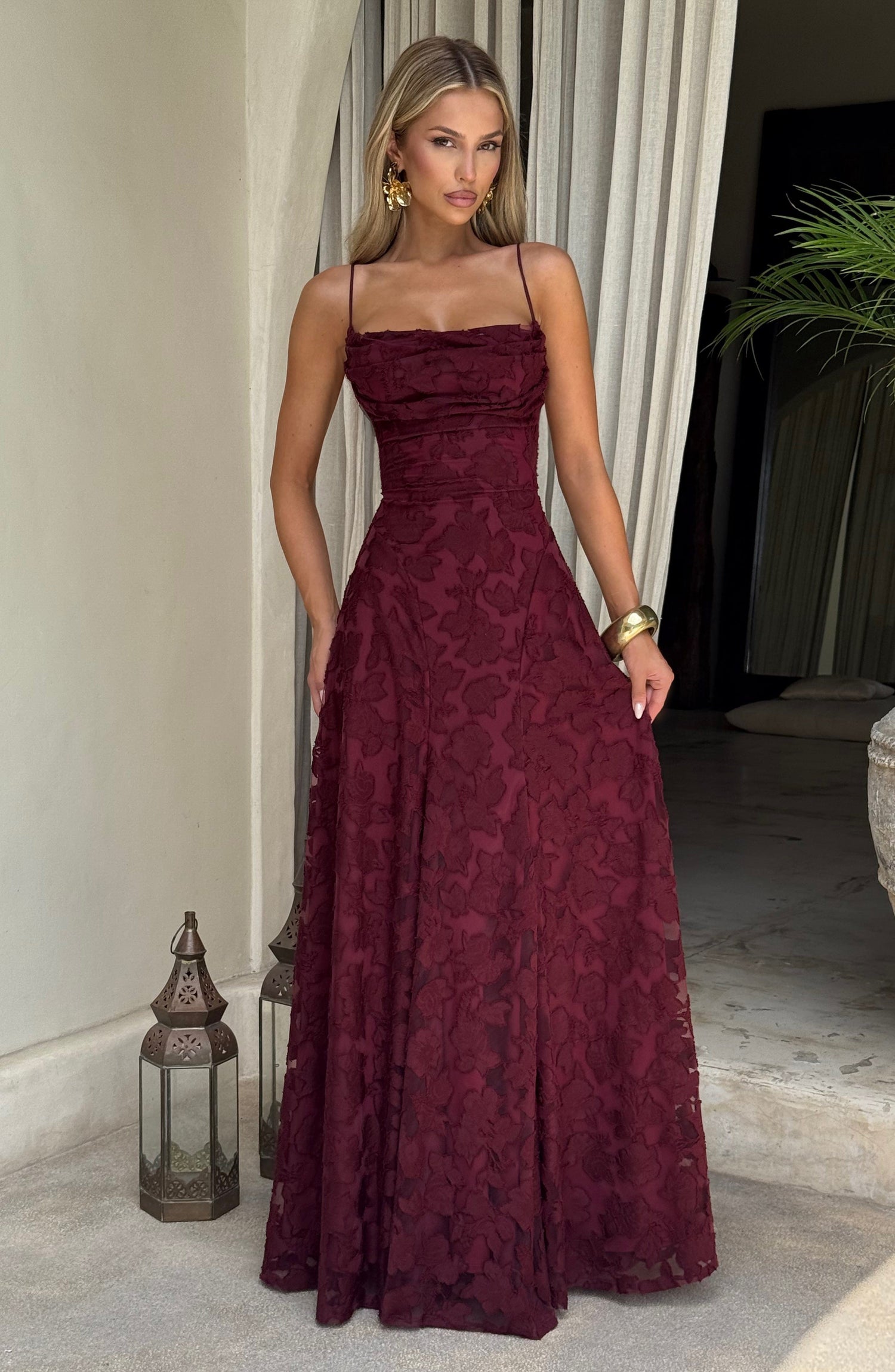 Sofía • Vestido Maxi Floral con Tirantes