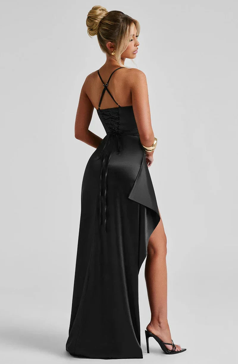 Helene • Vestido Halter Satén