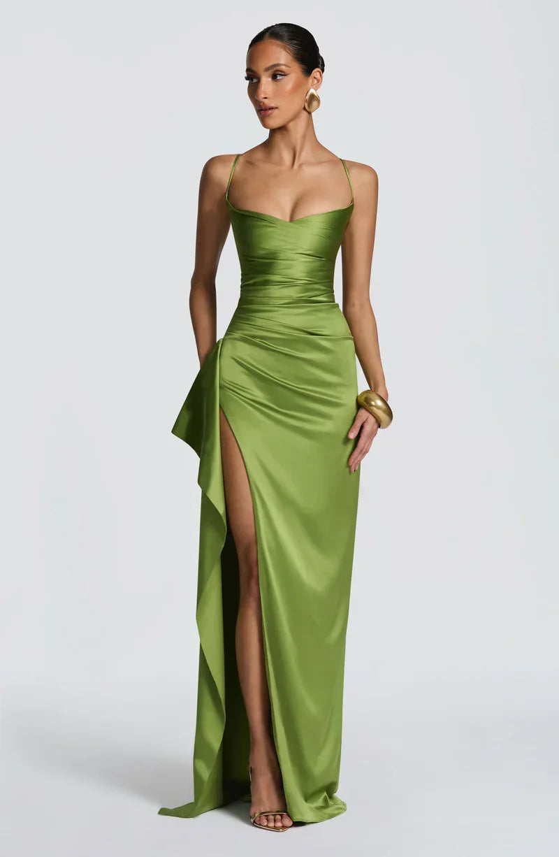 Helene • Vestido Halter Satén