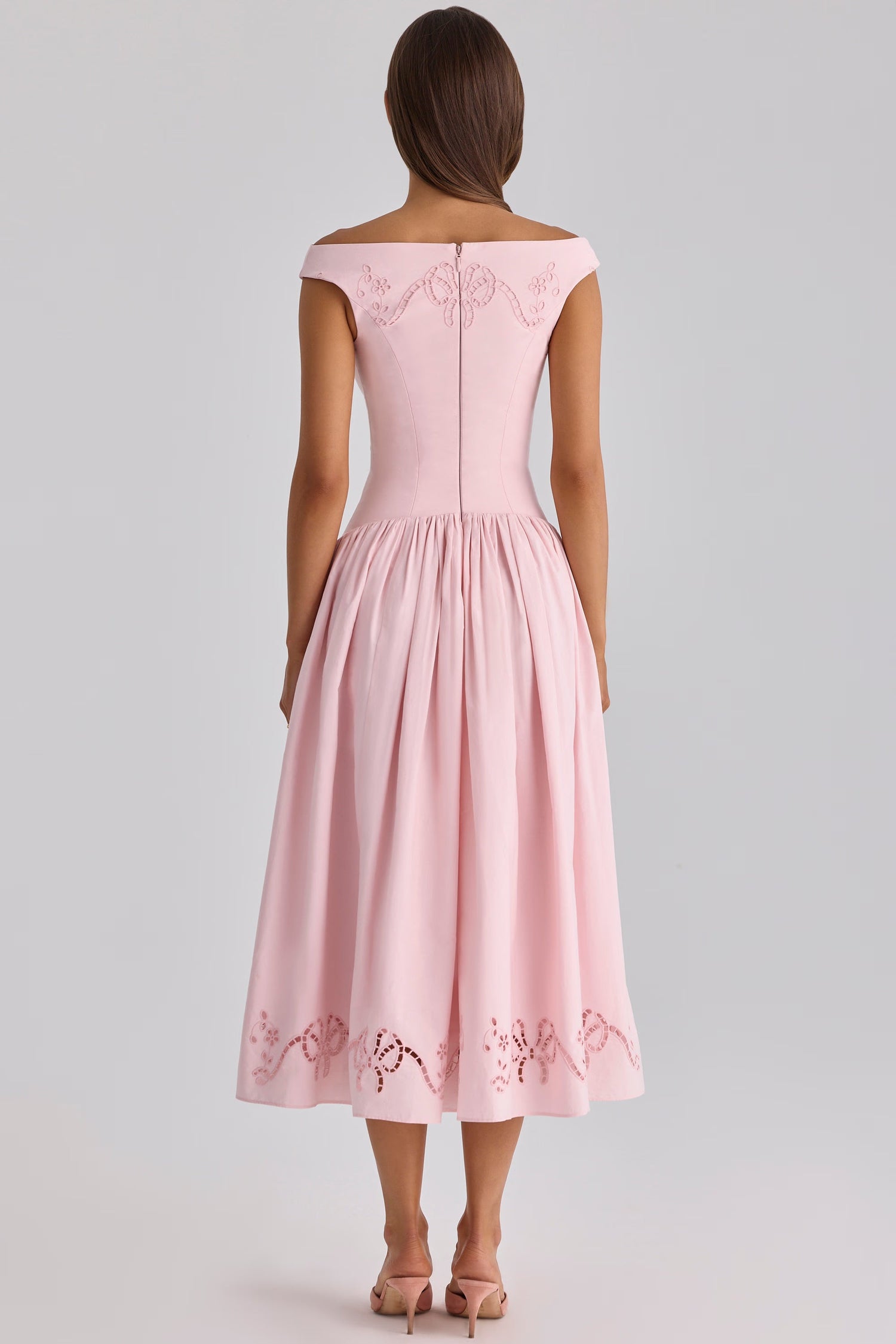 Stela • Vestido Midi