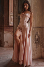 Larissa- Vestido maxi con pedrería cosida a mano