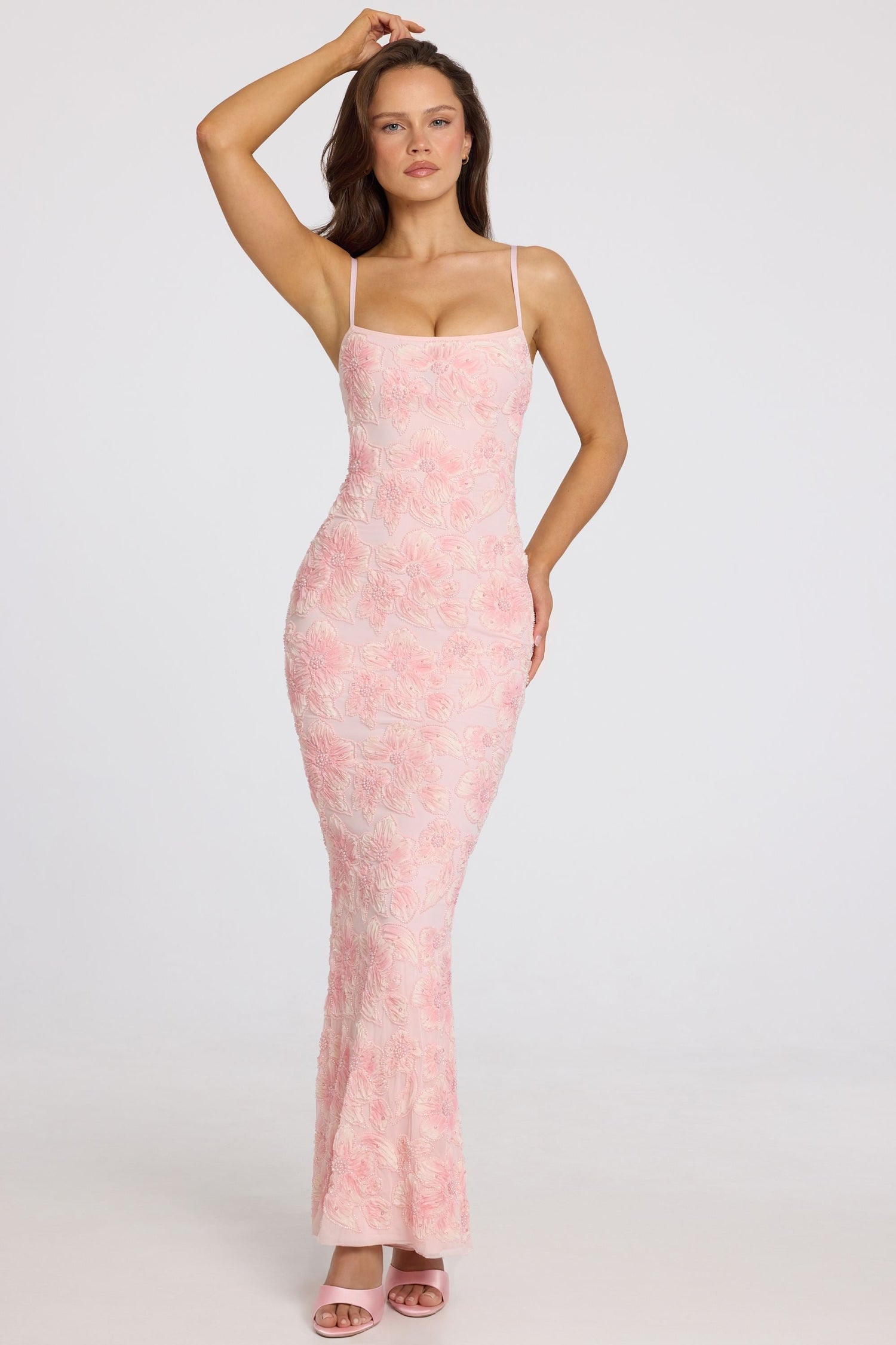 Valora • Vestido Maxi de Cuello Cuadrado