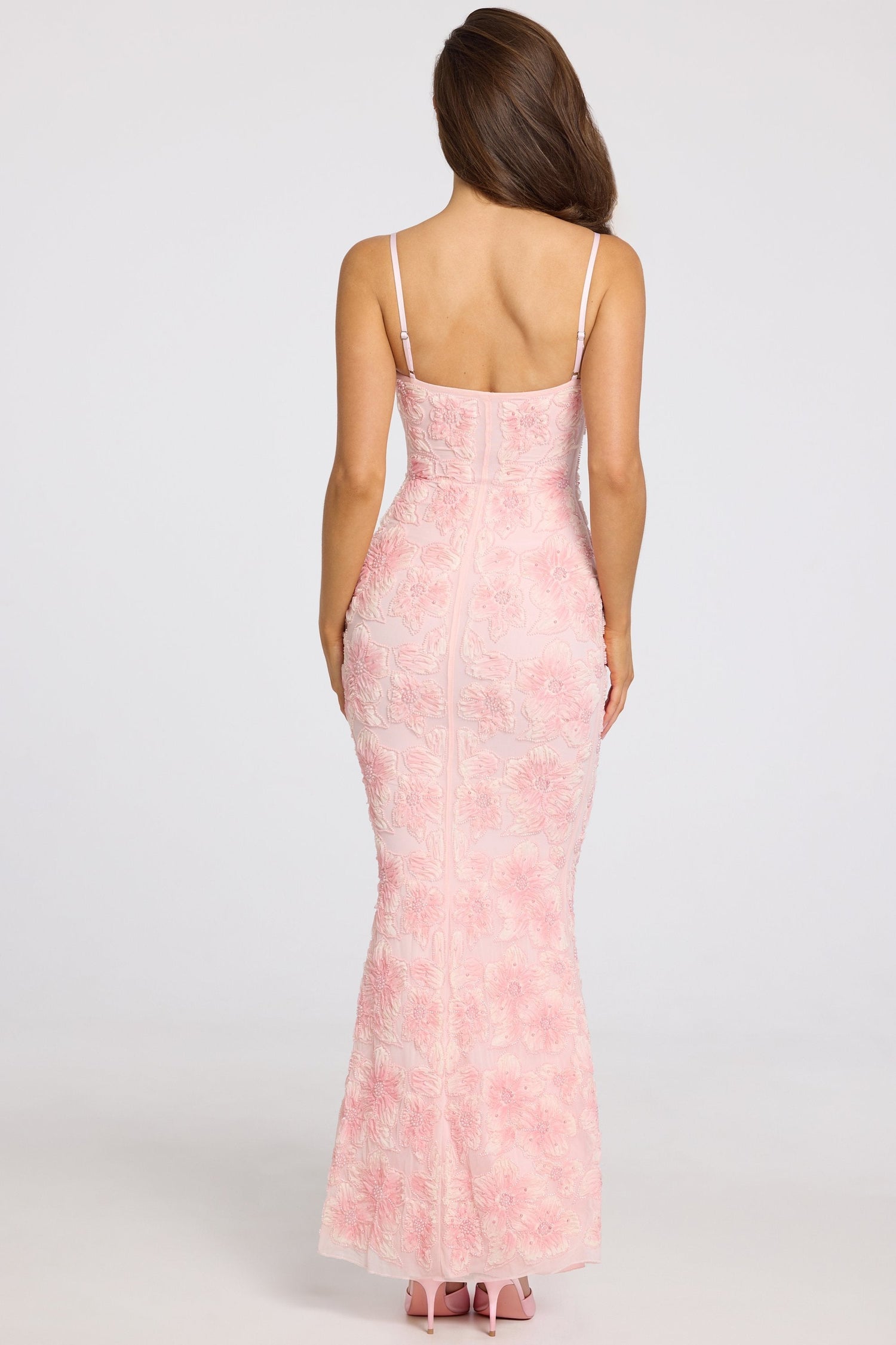 Valora • Vestido Maxi de Cuello Cuadrado
