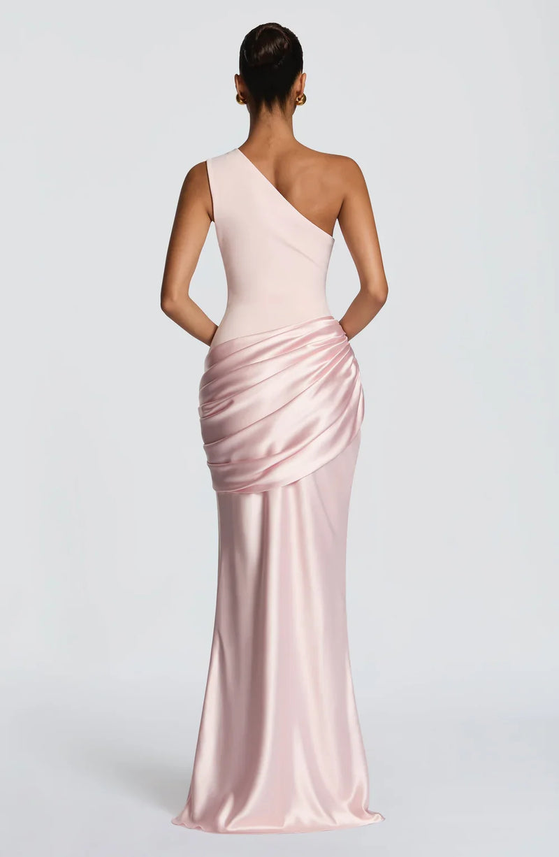 Serafina • Vestido Maxi de Un Solo Hombro Esculpido