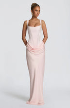 Valentina • Vestido Maxi Esculpido en Reloj de Arena