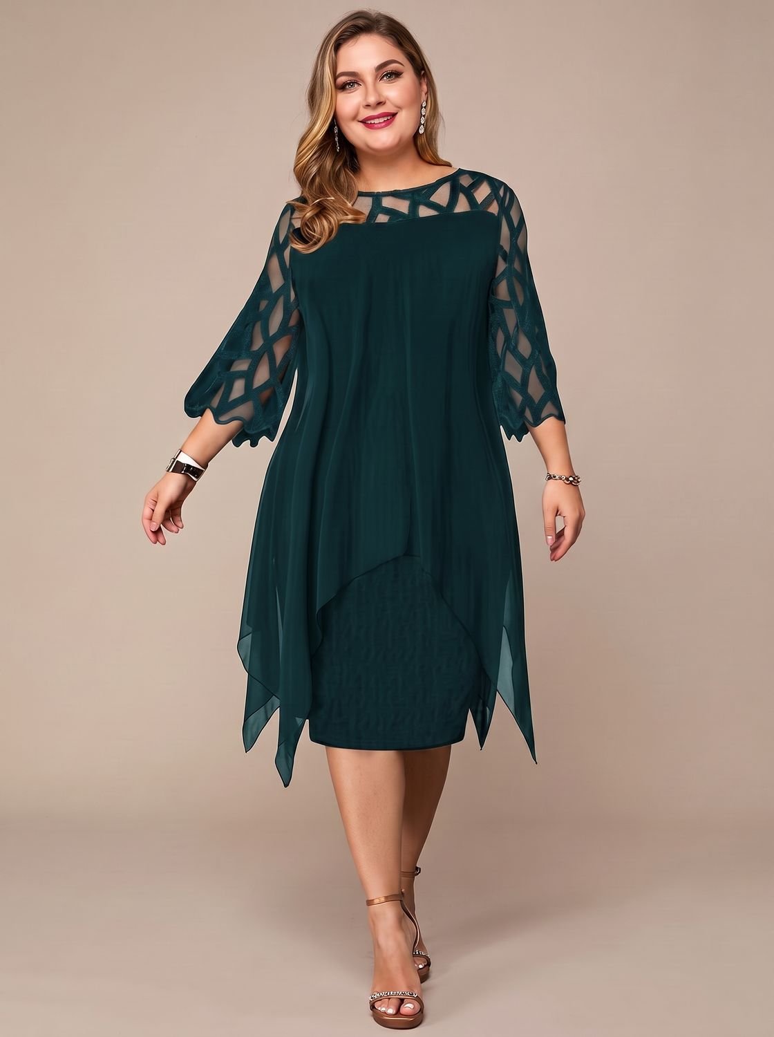 Vestido Adriana verde de gasa y encaje para tallas grandes