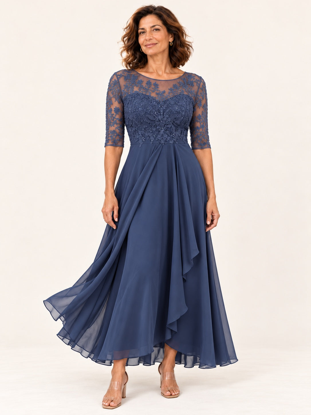 Rhonda, vestido de encaje en color Azul Marino, vista frontal