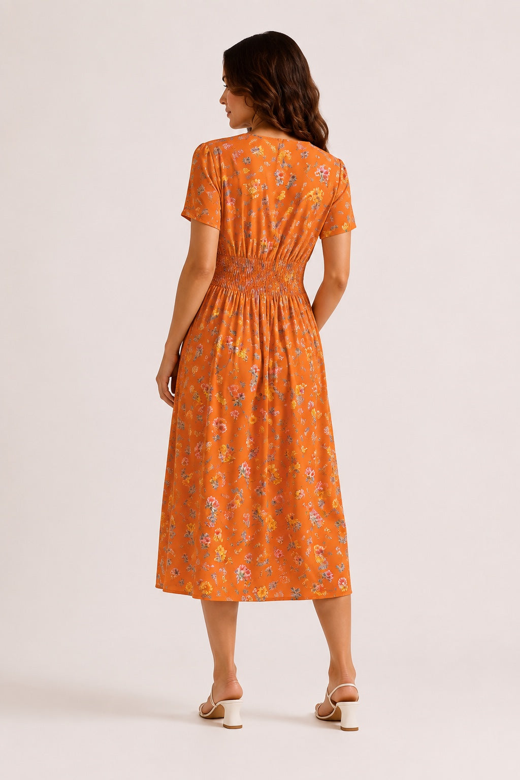Vista trasera del vestido Azalea naranja